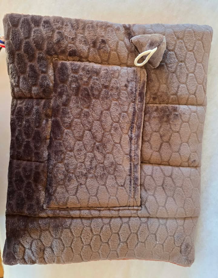 TAPIS bande de copains marron – Image 2